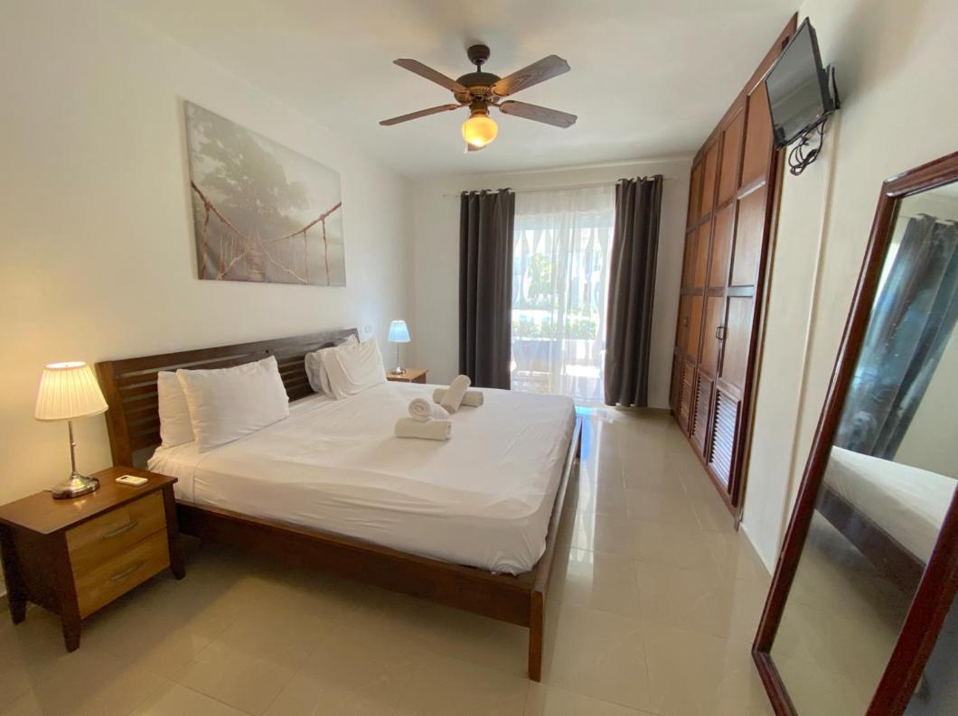 Blue Ocean Beachfront Villas & Apartments - Wifi, Pool, Bbq, Playa Los Corales Punta Cana Dış mekan fotoğraf